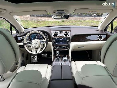 Bentley Bentayga 2017 - фото 20