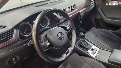 Skoda Superb 2021 - фото 13