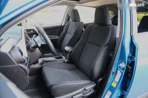 Toyota RAV4 2017 - фото 7