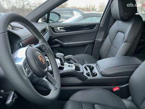 Porsche Cayenne 2021 - фото 24