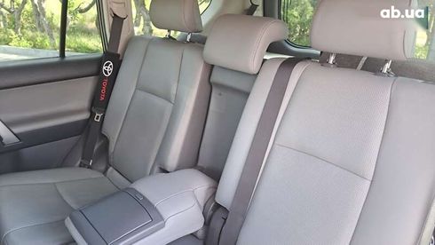 Toyota Land Cruiser Prado 2010 - фото 22
