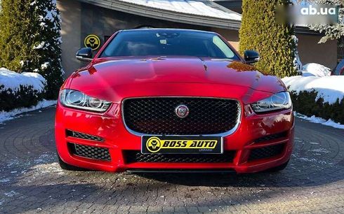 Jaguar XE 2018 - фото 2