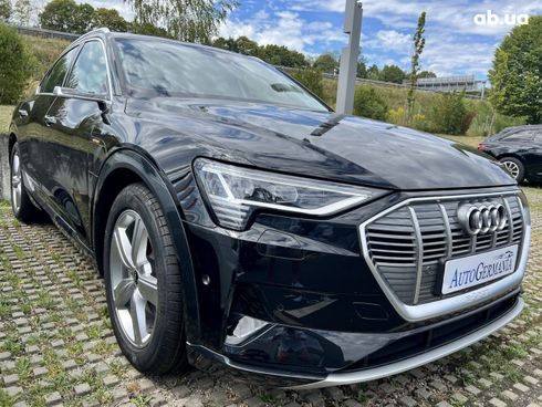 Audi E-Tron 2022 черный - фото 17