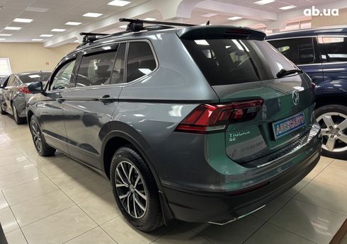 Volkswagen Tiguan 2018 серый - фото 8