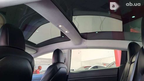 Tesla Model 3 2020 - фото 18