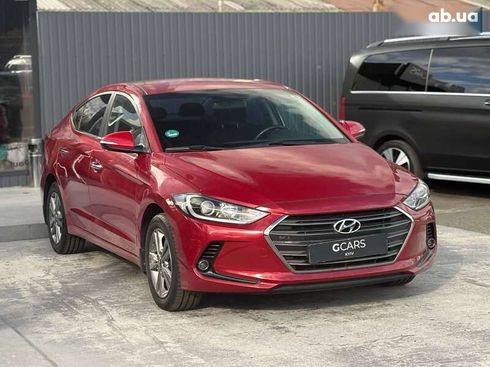 Hyundai Elantra 2017 - фото 3