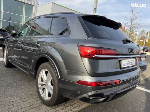 Audi Q7 2020 - фото 17