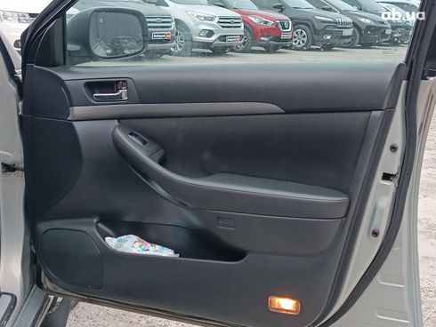 Toyota Avensis 2007 серый - фото 33