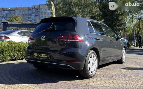 Volkswagen e-Golf 2020 - фото 7