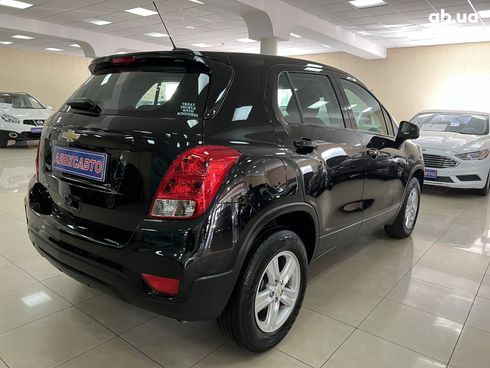 Chevrolet Trax 2019 черный - фото 17