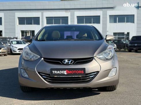 Hyundai Elantra 2012 - фото 4