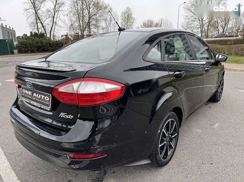 Ford Fiesta 2017 - фото 6