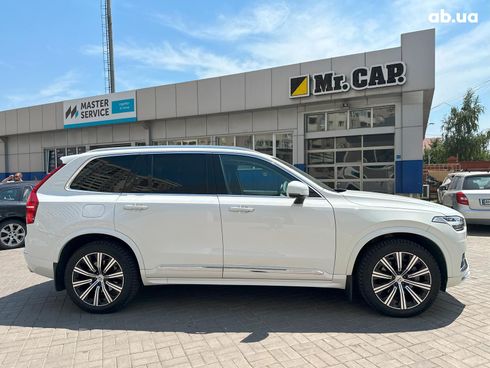 Volvo XC90 2020 белый - фото 16