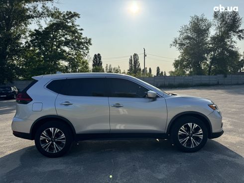 Nissan Rogue 2019 серебристый - фото 4