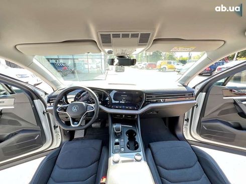 Volkswagen Touareg 2020 - фото 16