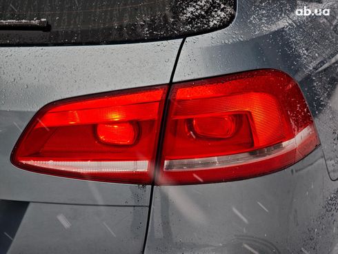 Volkswagen Passat 2013 серый - фото 11