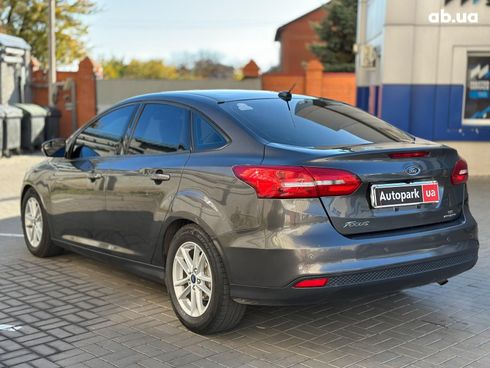 Ford Focus 2016 серый - фото 6