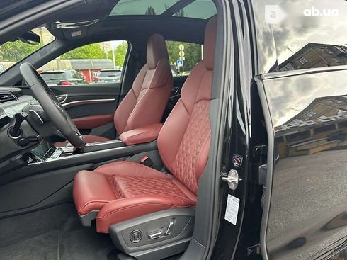Audi e-tron S 2022 - фото 21