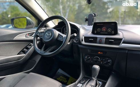 Mazda 3 2017 - фото 12