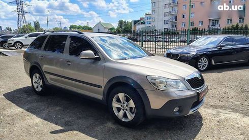 Skoda octavia a5 combi scout 2010 - фото 16