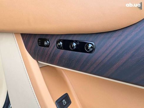 Rolls-Royce Cullinan 2020 - фото 29
