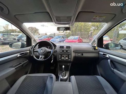 Volkswagen Touran 2015 - фото 30