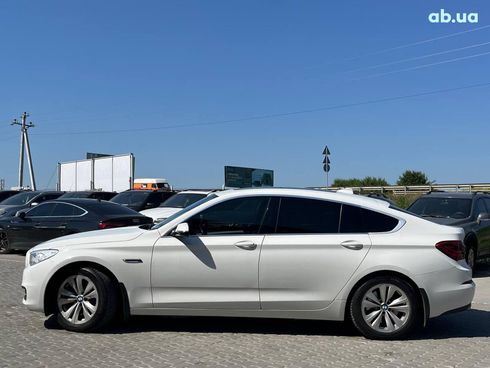 BMW 5 серия 2013 белый - фото 13