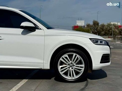 Audi Q5 2017 - фото 9