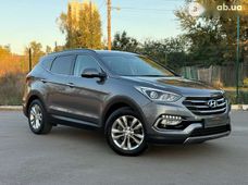 Продажа б/у Hyundai Santa Fe 2016 года - купить на Автобазаре