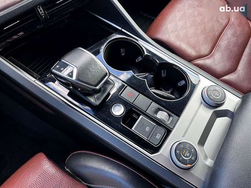 Volkswagen Touareg 2019 - фото 24