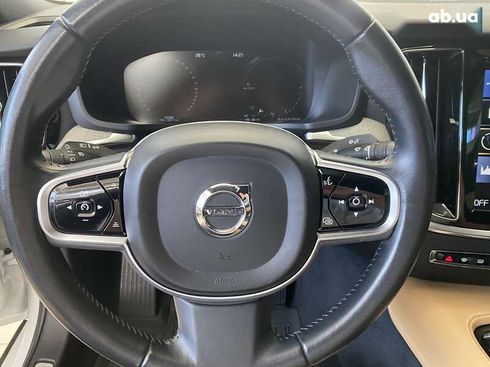 Volvo S60 2019 - фото 23