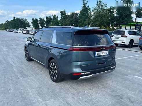 Kia Carnival 2021 - фото 4