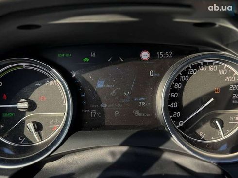 Toyota Camry 2021 - фото 13