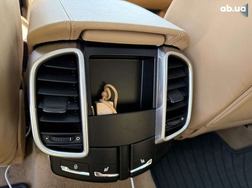 Porsche Cayenne 2016 - фото 20