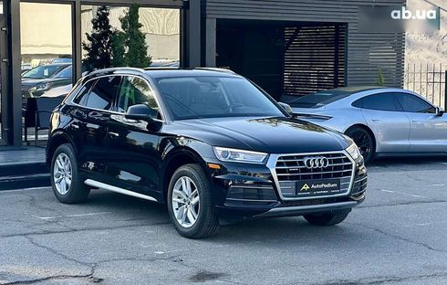 Audi Q5 2017 - фото 9