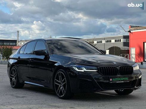 BMW 5 серия 2018 - фото 4
