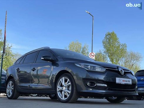 Renault Megane 2016 - фото 12