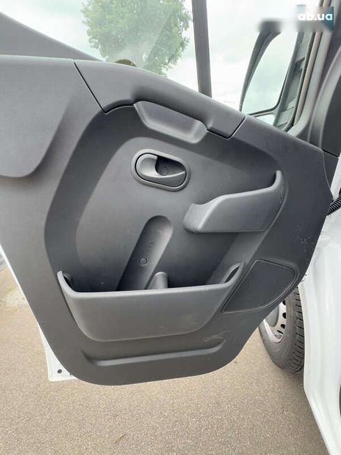 Renault Master 2021 - фото 18