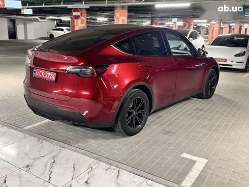 Tesla Model Y 2024 - фото 6