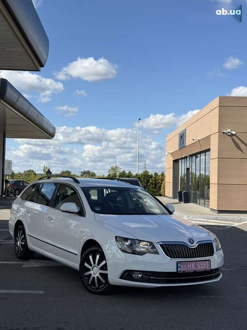 Skoda Superb 2014 - фото 5