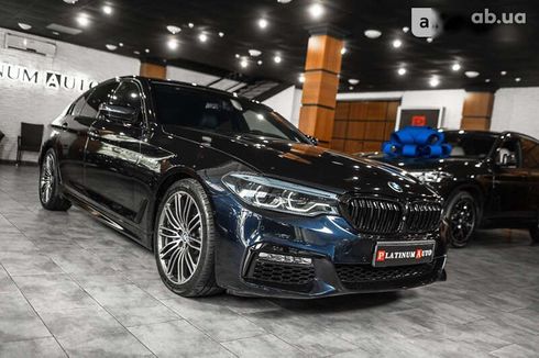 BMW 5 серия 2017 - фото 3