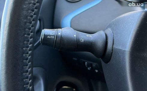 Renault Zoe 2017 - фото 24