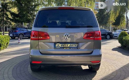 Volkswagen Touran 2011 - фото 6