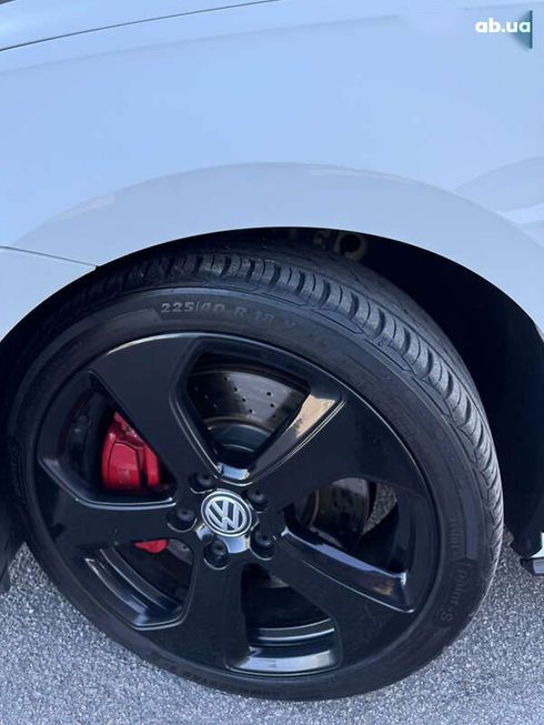 Volkswagen Golf GTI 2020 - фото 13