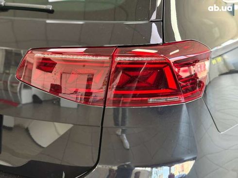 Volkswagen Passat 2019 - фото 12