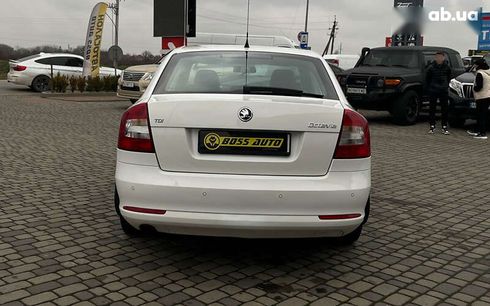 Skoda Octavia 2012 - фото 5