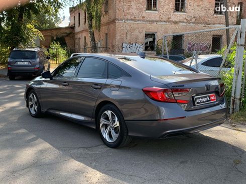 Honda Accord 2018 серый - фото 8