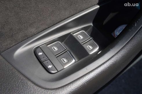 Audi A6 2011 - фото 16