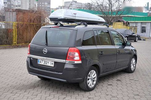 Opel Zafira 2013 - фото 30