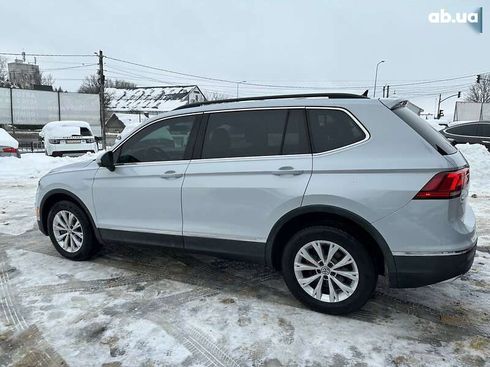 Volkswagen Tiguan 2018 - фото 11
